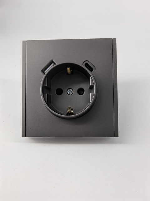 Hot Sale Factory Price Eu Standard Wall Light Switch German Socket Type F and French Socket Type E with A+C