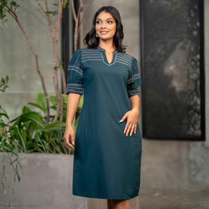 Ropa de Algodón Natural para Mujer de 40 Pulgadas, Elegante y de Calidad Premium, Bordada - Product Image 5