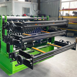 Máquina formadora de rollos para techos de tres capas - Product Image 6