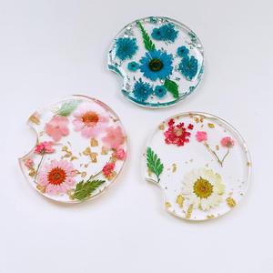 Posavasos de resina hechos a mano con diseño botánico de helecho y flores reales - Regalo creativo para ella, decoración de mesa para Navidad y Acción de Gracias - Product Image 1