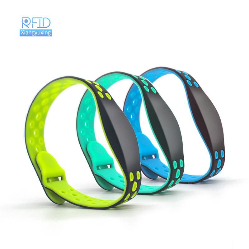 Customizable RFID Silicone Wristbands Durable Waterproof