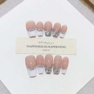 Nouvelles <span class=keywords><strong>Ongles</strong></span> Artificiels Faits Main 2026, Forme Amande Courte, Effet Œil de Chat, Réutilisables, à Presser, Haute Qualité - Product Image 3