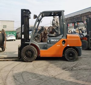 Chariot élévateur diesel Toyota 8F 3 tonnes d'occasion, chariot élévateur Toyota 3 tonnes d'occasion à deux/trois étages - Product Image 5