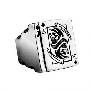 Anello da uomo in acciaio inossidabile con teschio e falcetto, gioiello per feste e regali - Product Image 1
