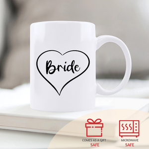 Ensemble de tasses en céramique pour mariés, design cœur, tasses de couple pour mariage, style minimaliste, tasses à café blanches imprimées à l'écran - Product Image 4
