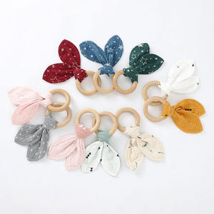 Nouveau-né Cadeau Bois <span class=keywords><strong>Anneau</strong></span> <span class=keywords><strong>de</strong></span> <span class=keywords><strong>Dentition</strong></span> <span class=keywords><strong>de</strong></span> <span class=keywords><strong>Dentition</strong></span> En Bois <span class=keywords><strong>De</strong></span> Hêtre Jouet <span class=keywords><strong>Lapin</strong></span> <span class=keywords><strong>Oreille</strong></span> Jouet - Product Image 5