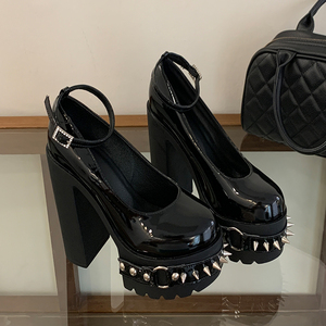 Chaussures pour femmes en cuir verni, style punk, à plateforme haute de 11 cm, rivetées, bout rond épais, taille 43, talons tendance - Product Image 4