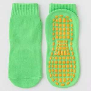 Chaussettes de parc de <span class=keywords><strong>trampoline</strong></span> sport antidérapantes pour adultes et enfants - Product Image 4