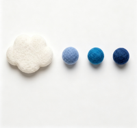 Ensemble de jouets pour animaux de compagnie en feutre de laine doux, nuages et boules de macaron, faits à la main, colorés, jouets interactifs pour chatons, pour jouer en intérieur