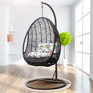 Chaise suspendue en forme de <span class=keywords><strong>nid</strong></span> <span class=keywords><strong>d</strong></span>'<span class=keywords><strong>oiseau</strong></span> balançoire populaire chaise de patio de luxe suspendue en extérieur chaise <span class=keywords><strong>d</strong></span>'oeuf balançoire en rotin meubles <span class=keywords><strong>d</strong></span>'extérieur - Product Image 1