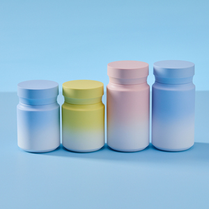 Bouteilles d'emballage <span class=keywords><strong>en</strong></span> capsule PET 80 100 120 250 ml 100% PCR, pots personnalisés à dégradé de couleur avec couvercles, bouteilles écologiques pour pilules et vitamines de <span class=keywords><strong>pharmacie</strong></span> - Product Image 3