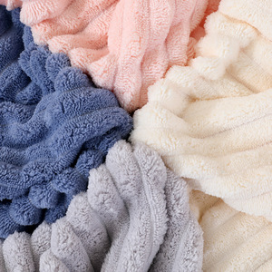 Toalla de Felpa Coral 35x75cm 70x140cm Color Sólido Rectangular Suave para la Piel Uso Doméstico - Product Image 3