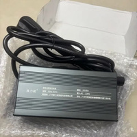 48V 58.4V 72V 60V 67.2V 84V 87.6V Li-ion LiPo Lifepo4 Chargeur de batterie au lithium Curren Adjust 8A 5A Charge rapide ebike 16S 20S 24S