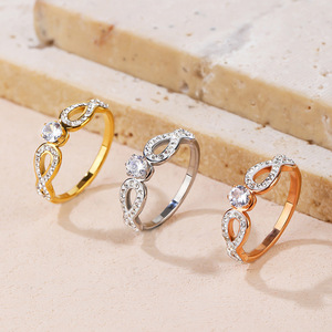 Bague de couple au design original en acier inoxydable avec diamant, cadeau d'anniversaire pour petite amie, bague géométrique en or rose, disponible immédiatement - Product Image 6