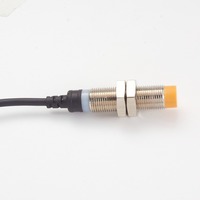 Sensor Proximitas Induktif Jingjiang Flush dan Non Flush 1mm hingga 16mm 10-30V DC IP67 Saklar Proximitas untuk Otomasi M8 M12 M18