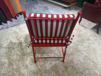 Fauteuil moderne en acier inoxydable de qualité marine, résistant à la rouille, empilable, pour jardin extérieur, avec coussins amovibles imperméables, blanc
