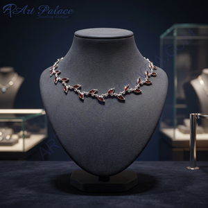 Collar con colgante fino de piedras preciosas multigranate de tonos plateados exclusivo - Product Image 3