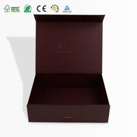 Boîte magnétique entièrement personnalisée avec correspondance de couleur Pantone et logo OEM pour les acheteurs de marques de luxe