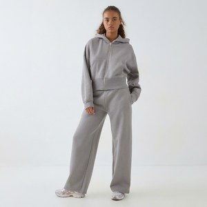 Ensemble de survêtement gris anthracite pour femme, comprenant un sweat à capuche court zippé et un pantalon de survêtement large, tenue décontractée d'hiver pour le sport et la détente - Product Image 1