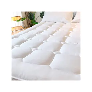 Queen Size Bamboo Mattress Pad Cooling, Quilted Fitted Mattress Protector Pillow Top Mattress Cover with Deep Pocket Up to 21