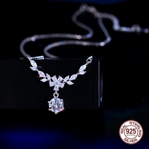 Collar de <span class=keywords><strong>Cadena</strong></span> de Eslabones de Plata de Ley S925 de Joyería Fina <span class=keywords><strong>con</strong></span> Colgante de Zirconia Cúbica Blanca Redonda de 6.5mm en Forma de Hoja, Regalo de Fiesta para Chicas - Product Image 5