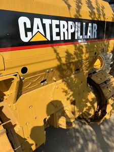 รถปราบดินตีนตะขาบ D6g รถปราบดินมือสองจากญี่ปุ่นคอร์คัมมินส์ส่วนประกอบมอเตอร์ปั๊มแบริ่ง - Product Image 5