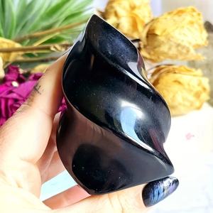 Obsidienne polie naturelle en gros, cristal de guérison en forme de flamme, sculpture, décoration parfaite pour la maison, ornements de bureau, autres artisanats en cristal - Product Image 1