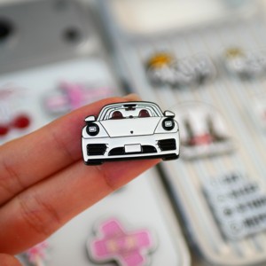 Pegatina Metálica Esmaltada de Recuerdo de Londres, Europa, con Diseño de Coche Deportivo, Eslogan 'Eat Sleep Study Repeat', Forma de Corazón - Product Image 4