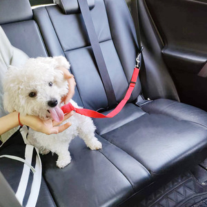 ヘビーデューティ引き込み式犬車シートベルト調整可能ナイロンペット車安全リーシュ旅行調整可能ペット車用リーシュ - Product Image 5