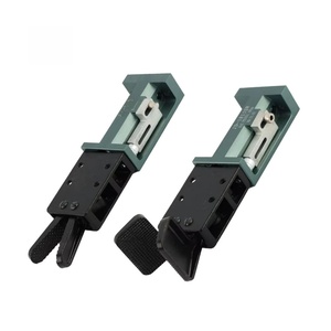 Yushin Mould Pneumatic Sprue Gripper Clamp 1815S/1815S1/1815S-L/WD for <b>Injection</b> <b>Molding</b> <b>Robot</b> Cylinder Type for <b>Machinery</b> - Product Image 1