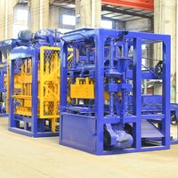QTJ4-26 Ligne de production de briques en ciment semi-automatique économique avec pompe hydraulique PLC, machine à fabriquer des blocs de briques en Ouganda
