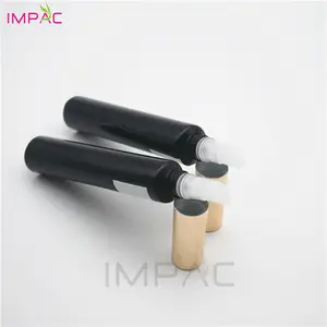 Plastic Empty Lip Balm Squeeze Cosmetic Tube With Silicone Applicator Customization