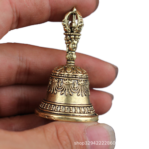 ระฆังทองเหลืองรูปปีศาจทิเบตจี้ขนาดเล็กพร้อมธีมวัดทางศาสนาสำหรับใช้เพื่อความบันเทิงในสวนสำนักงาน - Product Image 2