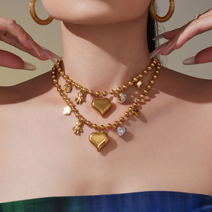 Collar con Colgante de Moda YF8397, Diseño de Corazón Grande con Circonita y Osito Pequeño, Chapado en Oro de 18K, Acero Inoxidable Resistente al Agua - Product Image 2