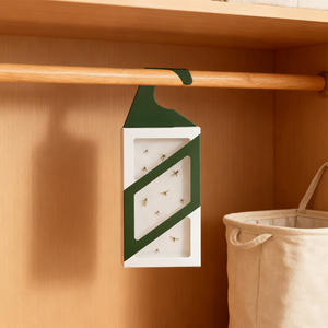 Pièges à colle écologiques double face jetables en papier pour mites des vêtements, tailles personnalisées pour la lutte contre les insectes et les nuisibles dans les armoires - Product Image 1