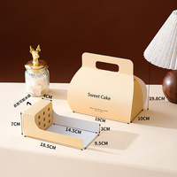 Boîte d'emballage pour gâteaux à tenir à la main, avec emplacement pour blocs réfrigérants