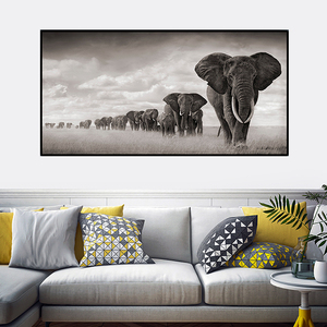 Pintura en lienzo <span class=keywords><strong>de</strong></span> <span class=keywords><strong>animales</strong></span> <span class=keywords><strong>salvajes</strong></span> <span class=keywords><strong>de</strong></span> elefantes africanos negros en la pared carteles escandinavos e impresiones imagen artística para decoración para sala <span class=keywords><strong>de</strong></span> estar - Product Image 3
