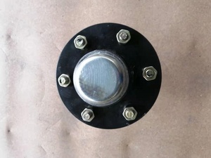 Eje de Remolque Cuadrado con 6 Espigas, Conjunto de Cubo y Rodamientos - Product Image 2