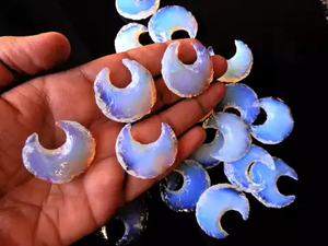Hand Carved Opalite Crescent <b>Moon</b> <b>Crystal</b> Gemstone Moonlet for Jewelry Souvenir Home Decoration - Product Image 6