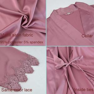 روب كيمونو مخصص للزفاف وحفلات أعياد الميلاد والسبا ووصيفات العروس، مزين بالدانتيل، بلون واحد، من الحرير الساتان المطفي - Product Image 3