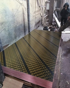 Kayu Lapis Berlapis Film Fenolik Hitam 18mm1220x2440mm untuk Bekisting Beton, Dapat Digunakan Kembali 20+ Kali Tahan Air - Product Image 5