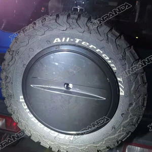 Pour <span class=keywords><strong>Suzuki</strong></span> <span class=keywords><strong>Jimny</strong></span> pièces JB64 accessoires garniture de couverture de pneu de secours arrière JB64W JB74 <span class=keywords><strong>2022</strong></span> 2023 2021 2023 2024 couverture d'habillage de roue de secours - Product Image 3