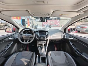 <span class=keywords><strong>Ford</strong></span> <span class=keywords><strong>Focus</strong></span> Classic <span class=keywords><strong>Sedan</strong></span> 1.6L Automatic Comfort del <span class=keywords><strong>2018</strong></span>, Usato, Guida Stabile e Basso Consumo di Carburante per Acquirenti Asiatici e Africani - Product Image 6