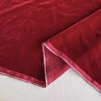 Tissu en velours de soie prêt à l'emploi, excellent matériau, prix abordable, matière douce, belles couleurs disponibles, pour la décoration intérieure, les vêtements et les textiles.