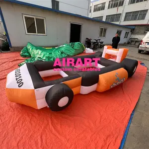 Simülasyon dekorasyon şişme formülü araba modeli, özelleştirilmiş boyutu çocuklar için şişme araba oyuncak yarış