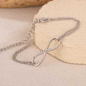 Basquesun สร้อยข้อมือสแตนเลสสตีล8รูปทรงเรียบง่ายใหม่ล่าสุดรุ่นเกาหลีฝังเพทายทันสมัย - Product Image 3