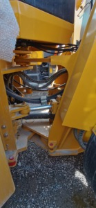 Chargeuse sur pneus Caterpillar 950H d'occasion, modèle 2024, performances puissantes, état impeccable (moteur inclus), 1 an de service après-vente, 18000 kg - Product Image 6
