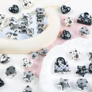 Luxe élégant doux noir blanc camélia étoile <span class=keywords><strong>amour</strong></span> arc sac à main breloques brillantes bricolage porte-clés sac suspendu bijoux coque de téléphone indésirable - Product Image 2