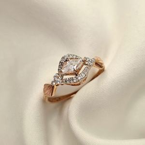 แหวนเงินแท้ 925 ประดับเพชรเลี้ยงในห้องปฏิบัติการ ดีไซน์วินเทจรูปปีก วงแหวนนิรันดร์ สำหรับหมั้น ได้รับการรับรองจาก IGI แบบฝังเพชรแบบช่อง สำหรับผู้หญิง - Product Image 6