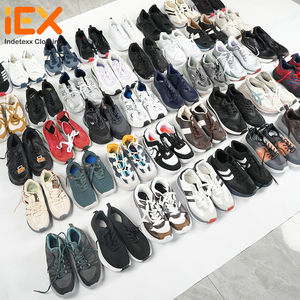 รองเท้ามือสองขายส่ง คละแบบ จำนวนมาก สต็อกล้นเหลือจากโรงงาน ตู้คอนเทนเนอร์ 40 ฟุต ส่งออกไปยังอเมริกากลางและอเมริกาใต้ - Product Image 1
